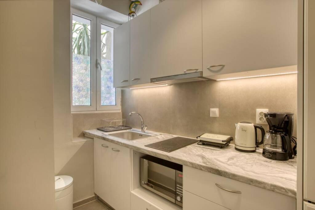 شقة Plaka Filotheis House A أثينا المظهر الخارجي الصورة